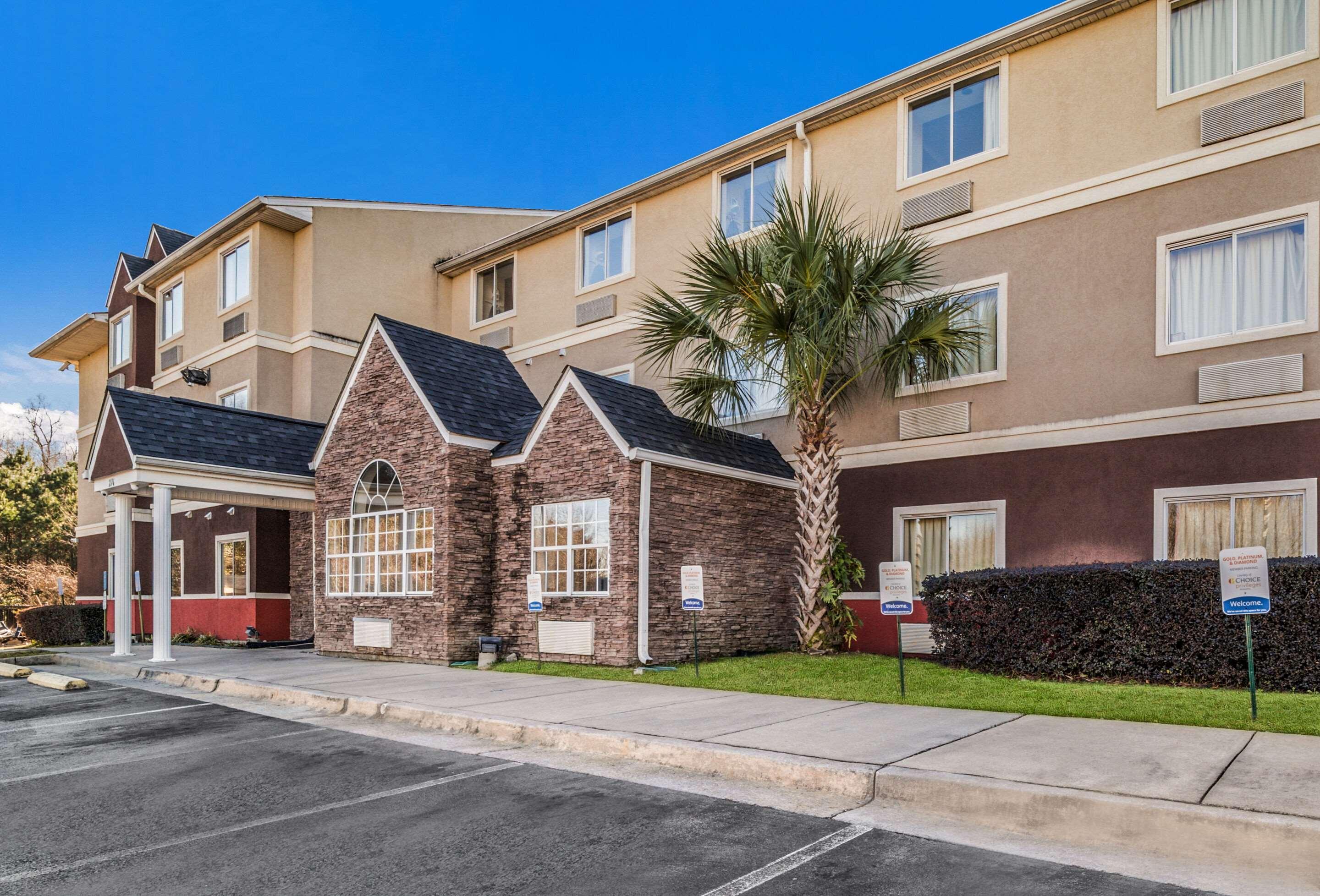 Quality Inn & Suites Augusta Fort Eisenhower Area Eksteriør bilde