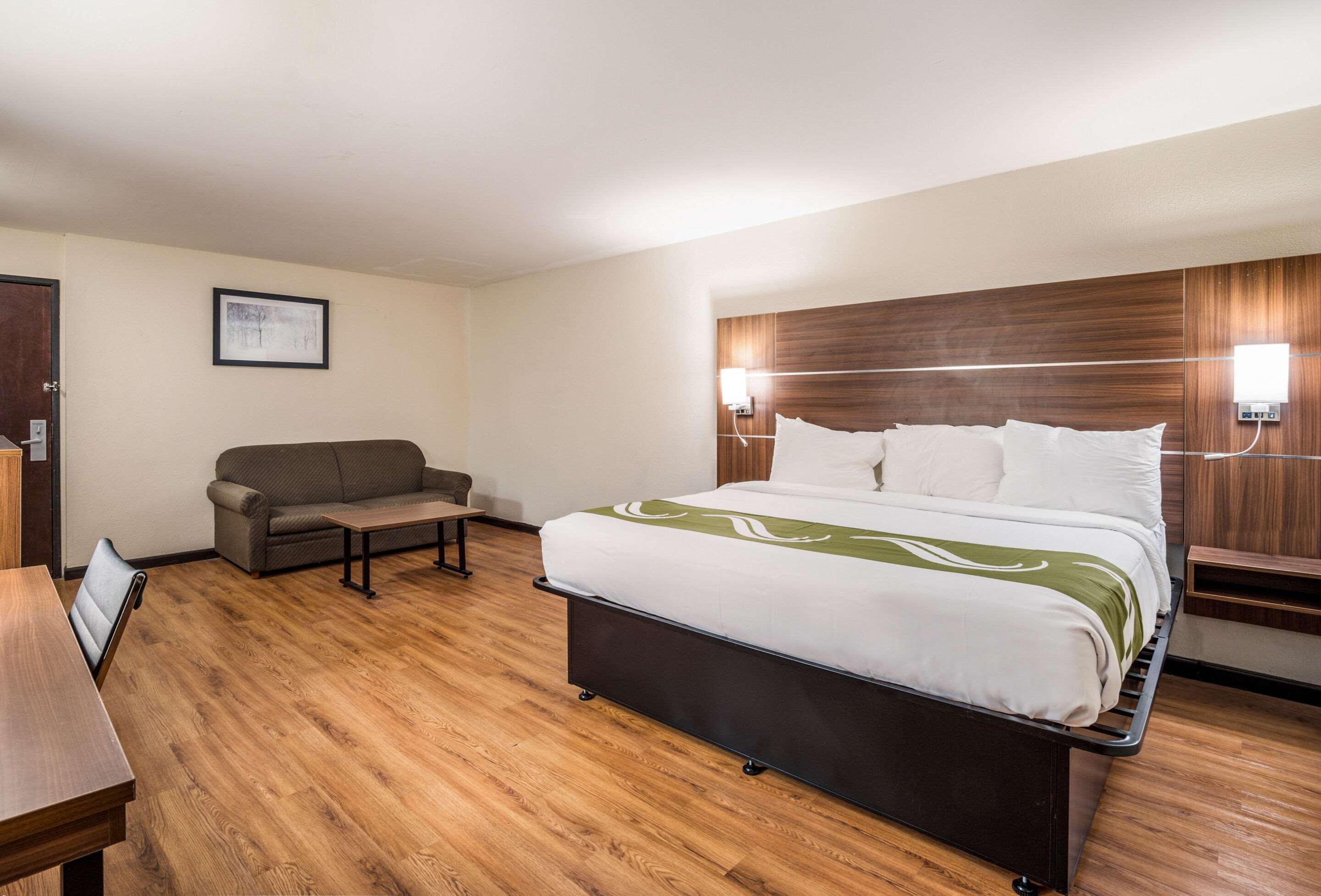 Quality Inn & Suites Augusta Fort Eisenhower Area Eksteriør bilde