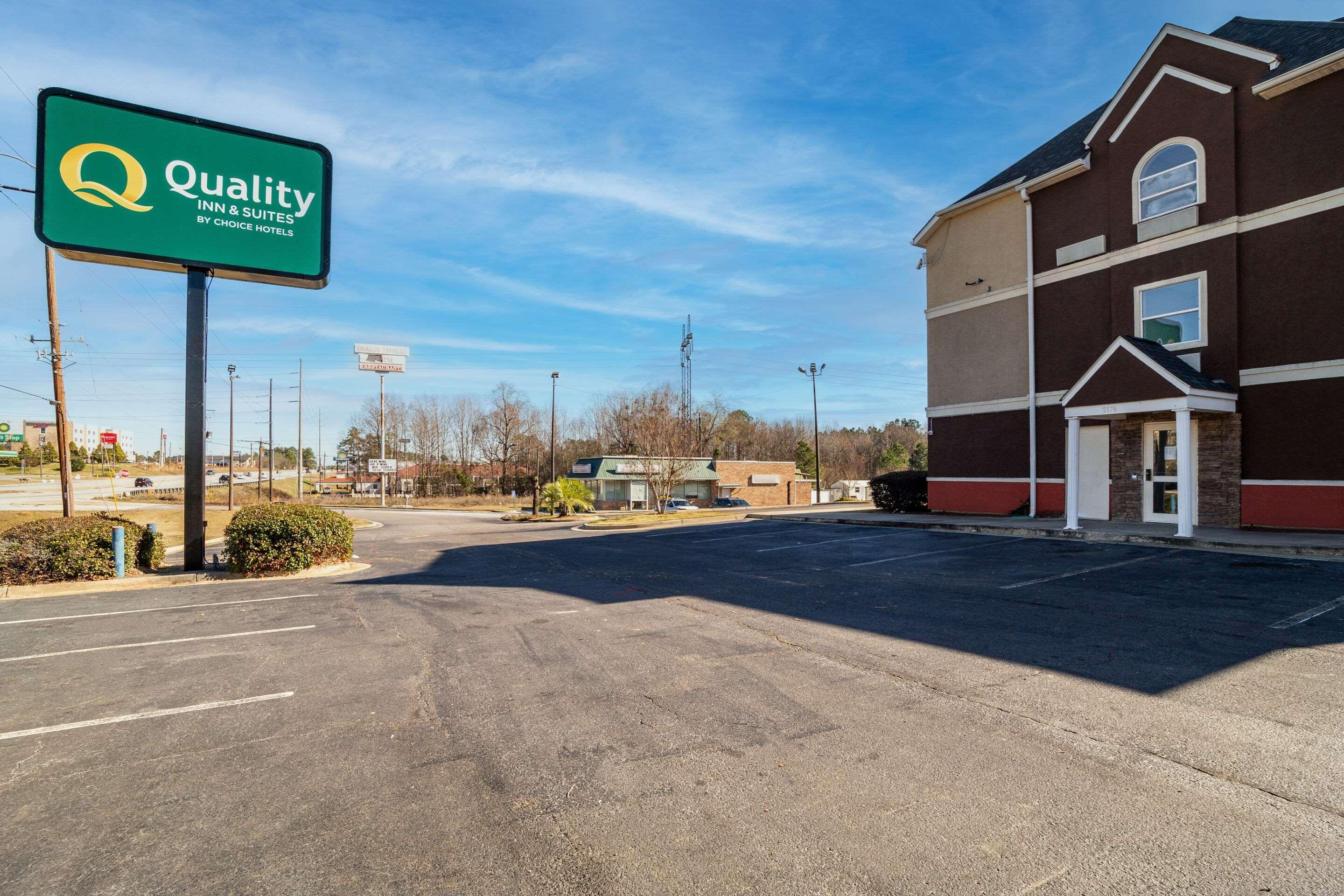 Quality Inn & Suites Augusta Fort Eisenhower Area Eksteriør bilde