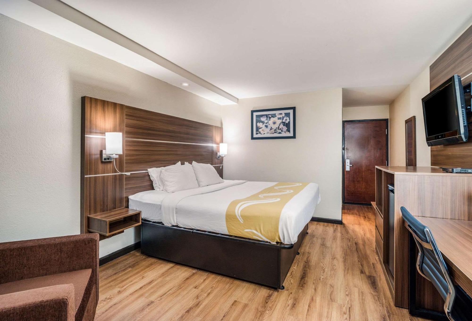 Quality Inn & Suites Augusta Fort Eisenhower Area Eksteriør bilde