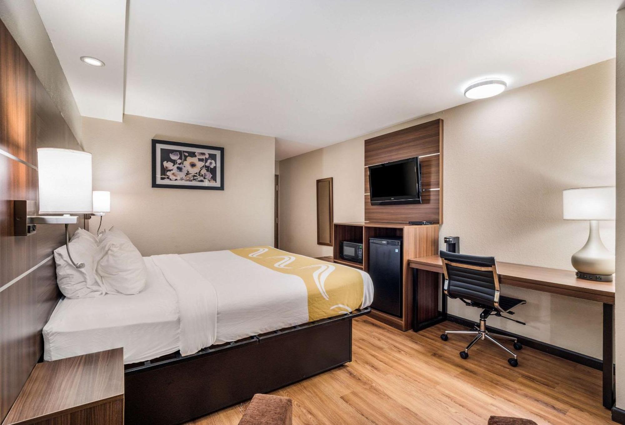 Quality Inn & Suites Augusta Fort Eisenhower Area Eksteriør bilde